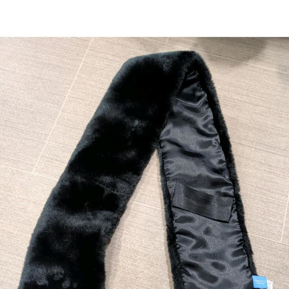 Vera-wang Women's multi Scarf-wraps